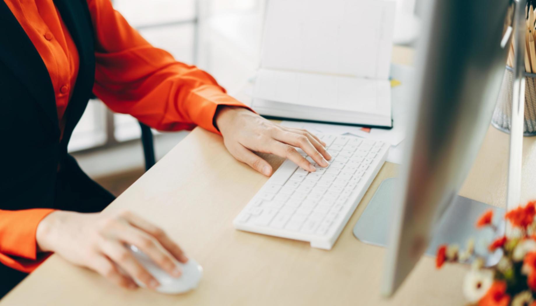 Interface utilisateur montrant l'organisation des catégories FAQ